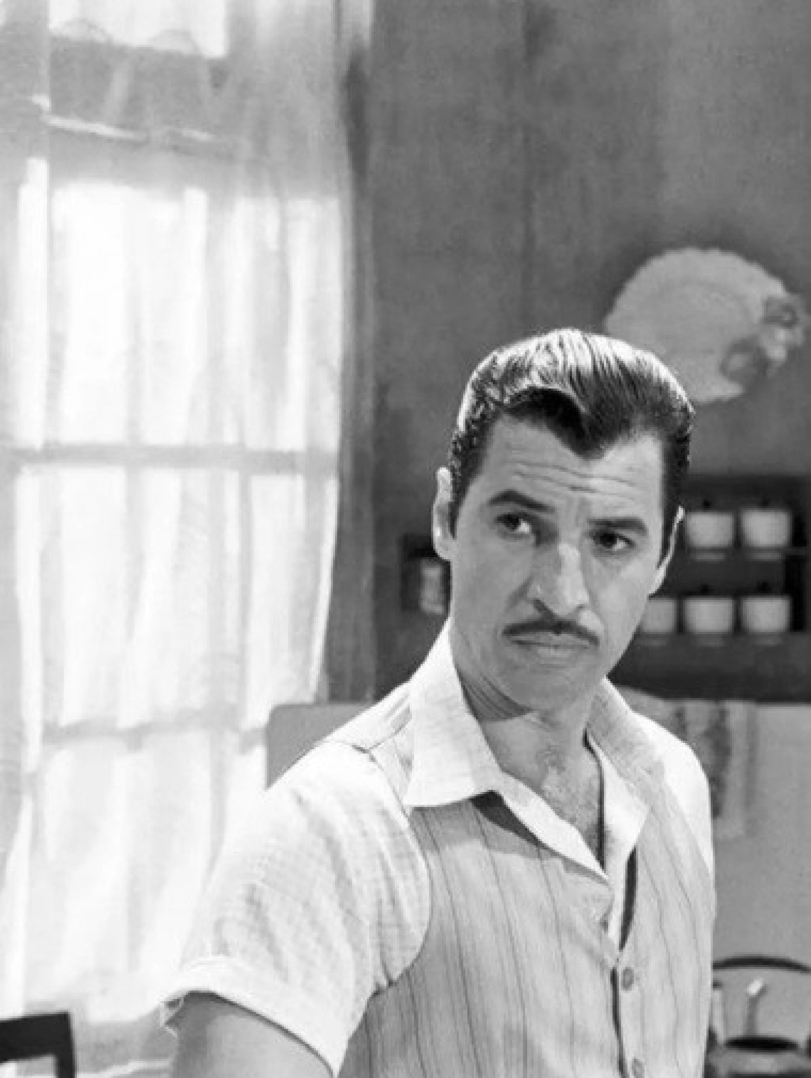 Paulo Betti como Tim&oacute;teo de Tieta