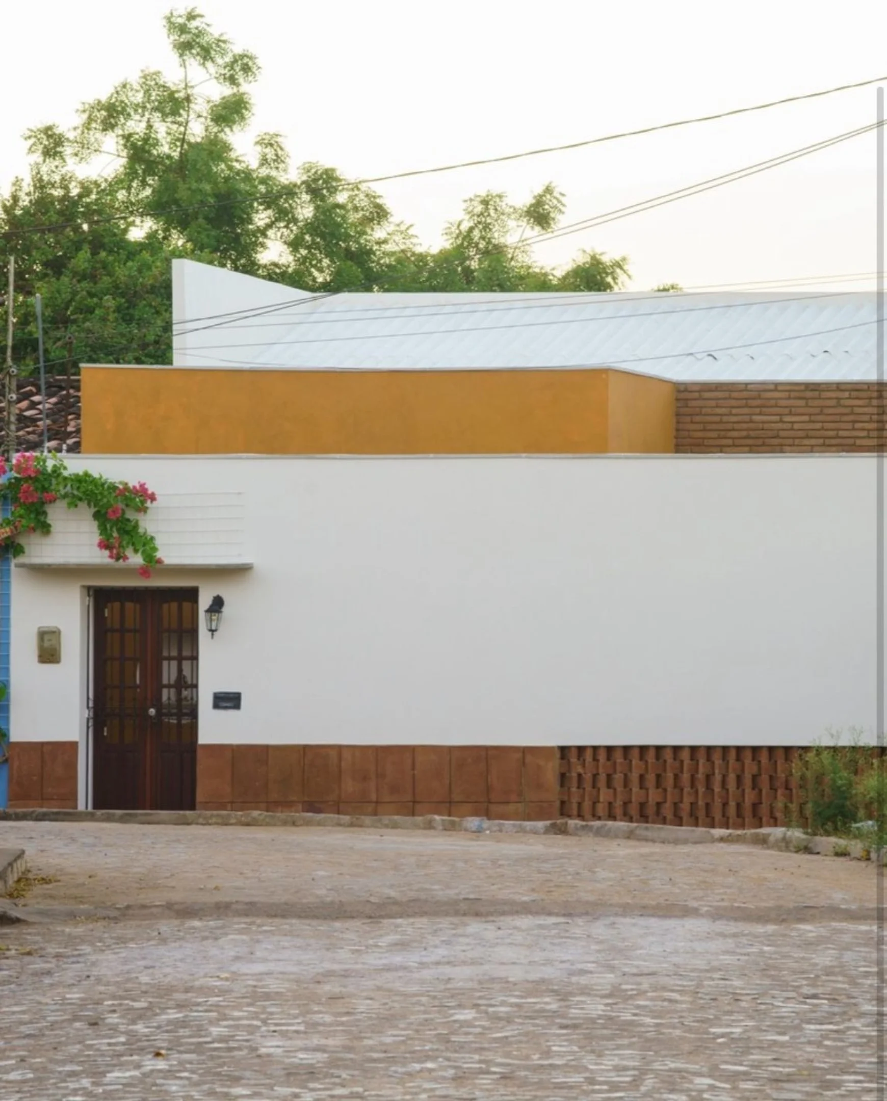 O pr&ecirc;mio foi anunciado nesta quinta-feira (19), a casa fica localizada em Feira Nova, no interior de Pernambuco. A casa constru&iacute;da h&aacute; mais de 40 anos, ganhou uma reforma de z&eacute; vagner, para sua m&atilde;e. por isso o nome 