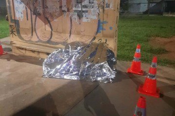 Corpo foi encontrado em parada de ônibus de Planaltina - (crédito: Divulgação/PMDF) Corpo foi encontrado em parada de ônibus de Planaltina - (crédito: Divulgação/PMDF)
