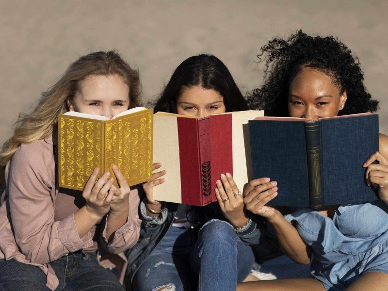As mulheres representam 62% dos consumidores de literatura no Brasil. -  (crédito: Freepik)