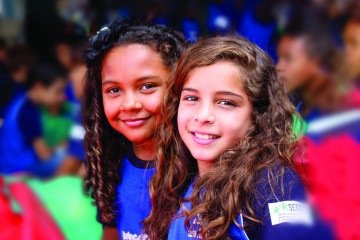 Crianças participam das oficinas de música e dança da Casa Azul Felipe Augusto, que há 36 anos promove educação, cultura e inclusão social no Distrito Federal. - (crédito: divulgação/casazulfelipeaugusto.) Crianças participam das oficinas de música e dança da Casa Azul Felipe Augusto, que há 36 anos promove educação, cultura e inclusão social no Distrito Federal. - (crédito: divulgação/casazulfelipeaugusto.)