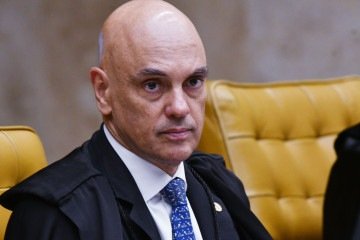 Moraes entendeu que o interesse local não justifica a proibição de conteúdos pedagógicos ou formas de exercício da atividade docente -  (crédito:  Ed Alves CB/DA Press)