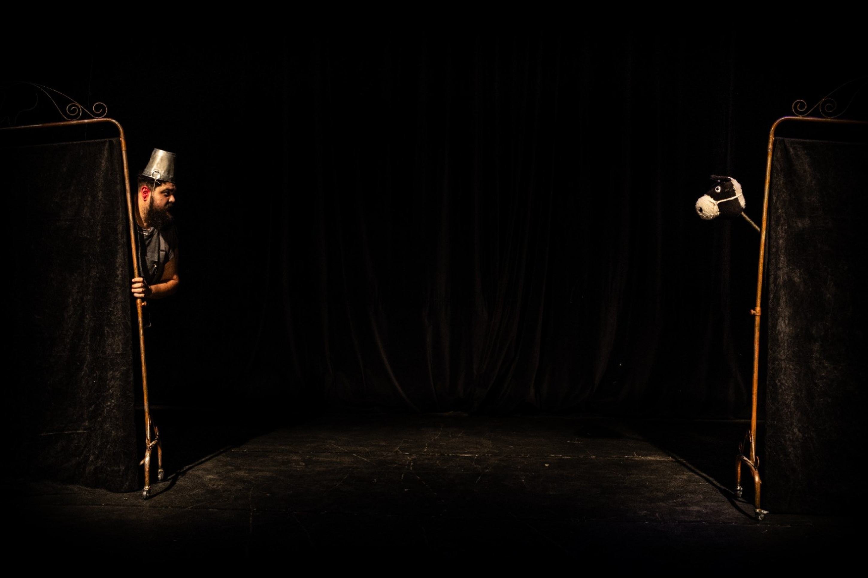 Cia Lar Doce Lar em Sobretudo