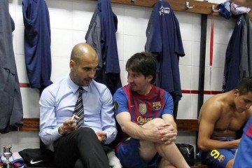O treinador espanhol Pep Guardiola ao lado do jogador argentino Lionel Messi, durante os tempos de Barcelona, em 2011 - (crédito: Reprodução / Pinterest) O treinador espanhol Pep Guardiola ao lado do jogador argentino Lionel Messi, durante os tempos de Barcelona, em 2011 - (crédito: Reprodução / Pinterest)