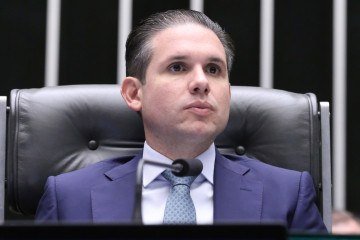 Motta determina criação de comissão externa para acompanhar tragédia em MG.
- (crédito: Kayo Magalhães/Câmara dos Deputados) Motta determina criação de comissão externa para acompanhar tragédia em MG.
- (crédito: Kayo Magalhães/Câmara dos Deputados)