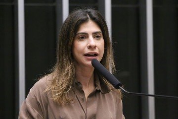 O projeto aprovado teve a relatoria da deputada Camila Jara (PT-MS) e autoria de Talíria Petrone (PSol-RJ). -  (crédito: Kayo Magalhães / Câmara dos Deputados)