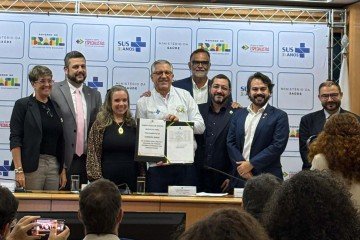 Exame que analisa regiões do DNA onde se concentram a maioria das mutações associadas a enfermidades hereditárias passa a atender 100% da demanda da rede pública - (crédito: Rafaela Bomfim/CB/DA.Press) Exame que analisa regiões do DNA onde se concentram a maioria das mutações associadas a enfermidades hereditárias passa a atender 100% da demanda da rede pública - (crédito: Rafaela Bomfim/CB/DA.Press)