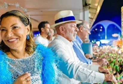 Presidente Lula durante desfile da Acadêmicos de Niterói, no Rio de Janeiro -  (crédito: Ricardo Stuckert) -Presidente Lula durante desfile da Acadêmicos de Niterói, no Rio de Janeiro -  (crédito: Ricardo Stuckert)