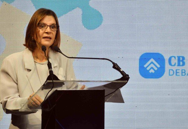 Ed Alves/C.B./D.A Press