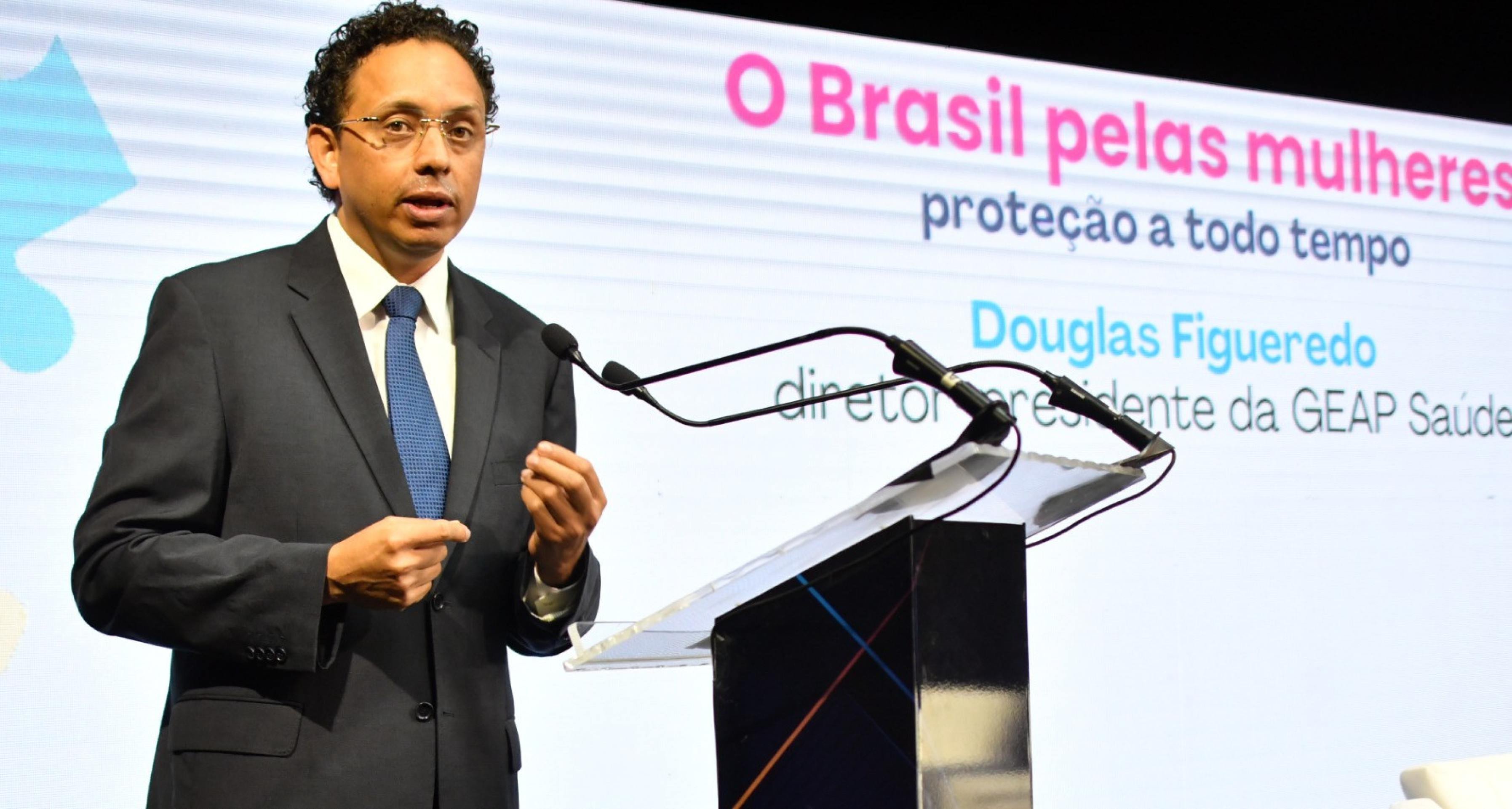 Douglas Figueredo no CB.Debate "O Brasil pelas mulheres: prote&ccedil;&atilde;o a todo tempo"  