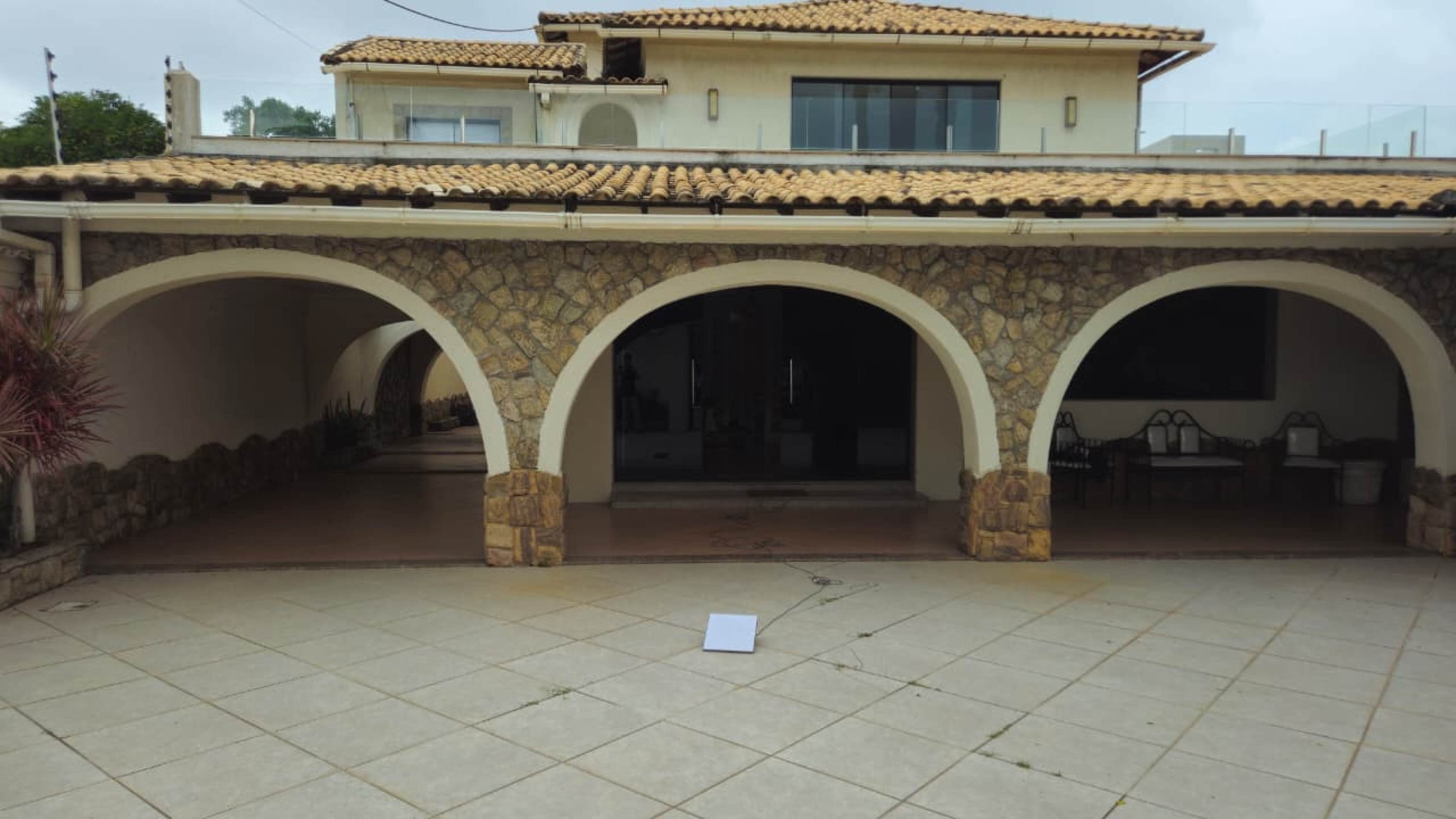 Casa onde Adilsinho, um dos bicheiros mais procurados do Rio, foi preso, em Cabo Frio (RJ)