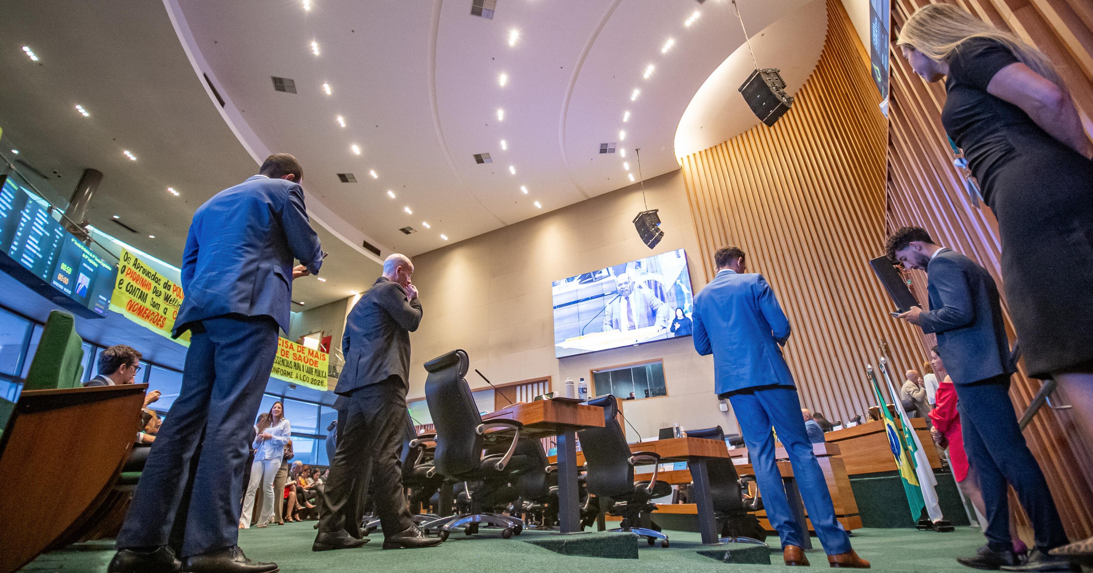 Deputados distritais estão em busca de acordo para socorro ao BRB