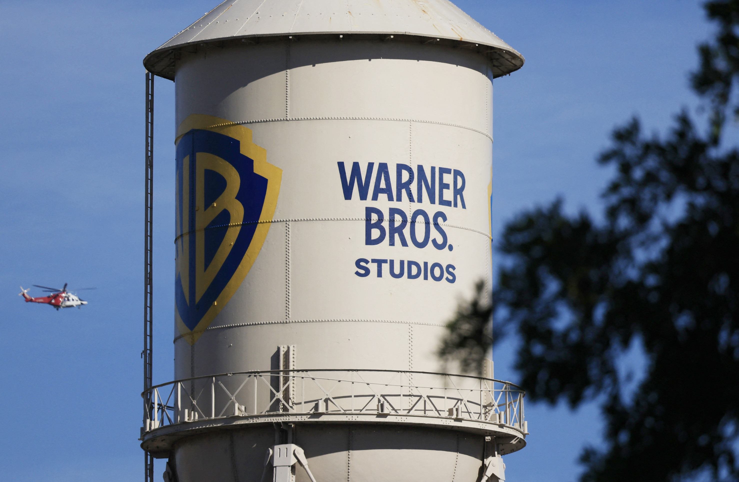 Paramount fecha acordo para comprar Warner Bros por US$ 110 bi