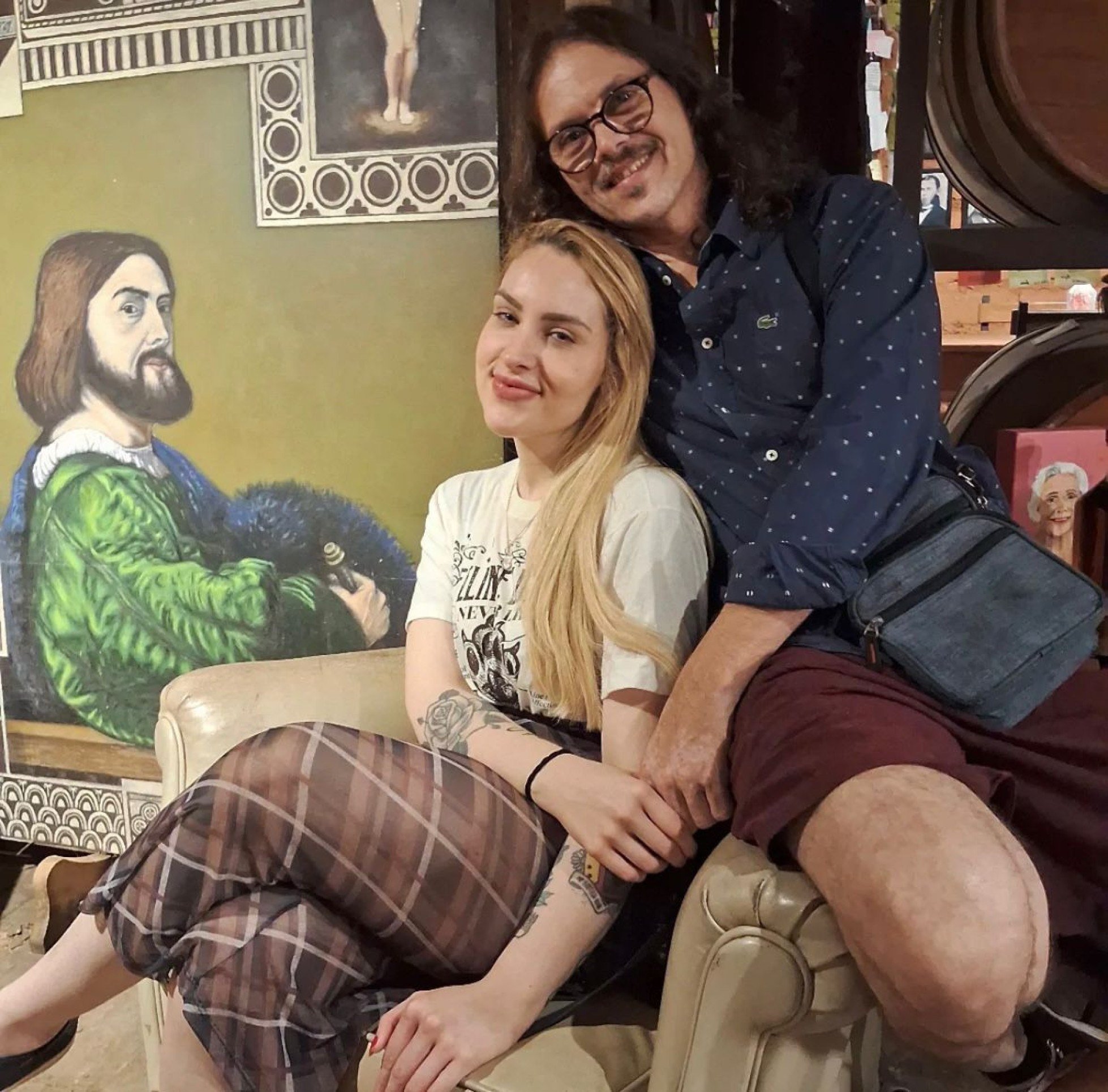 Clara Telles e Gabriel Guedes estreiam parceria com shows em Brasília