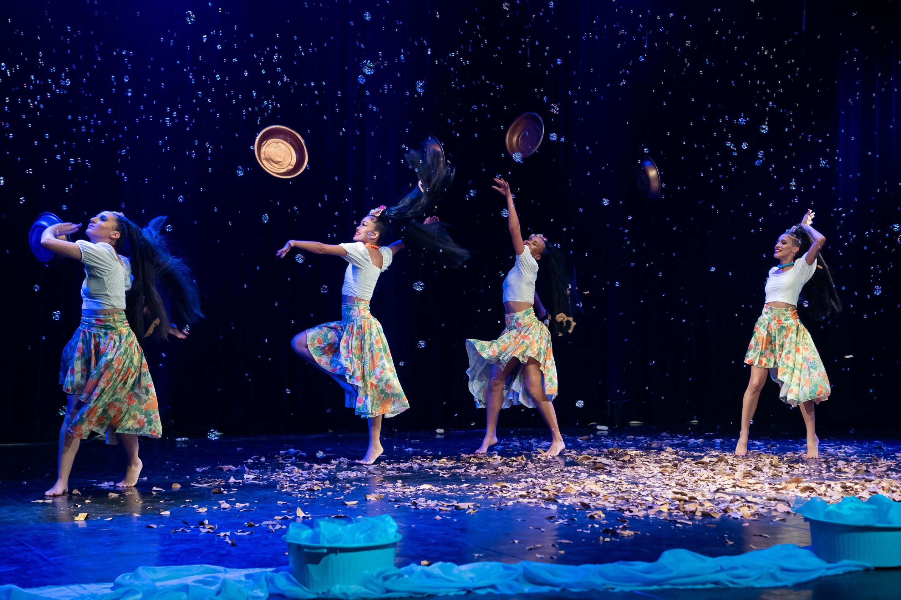 A Transições Companhia de Dança promove espetaculos de dança gratuitos