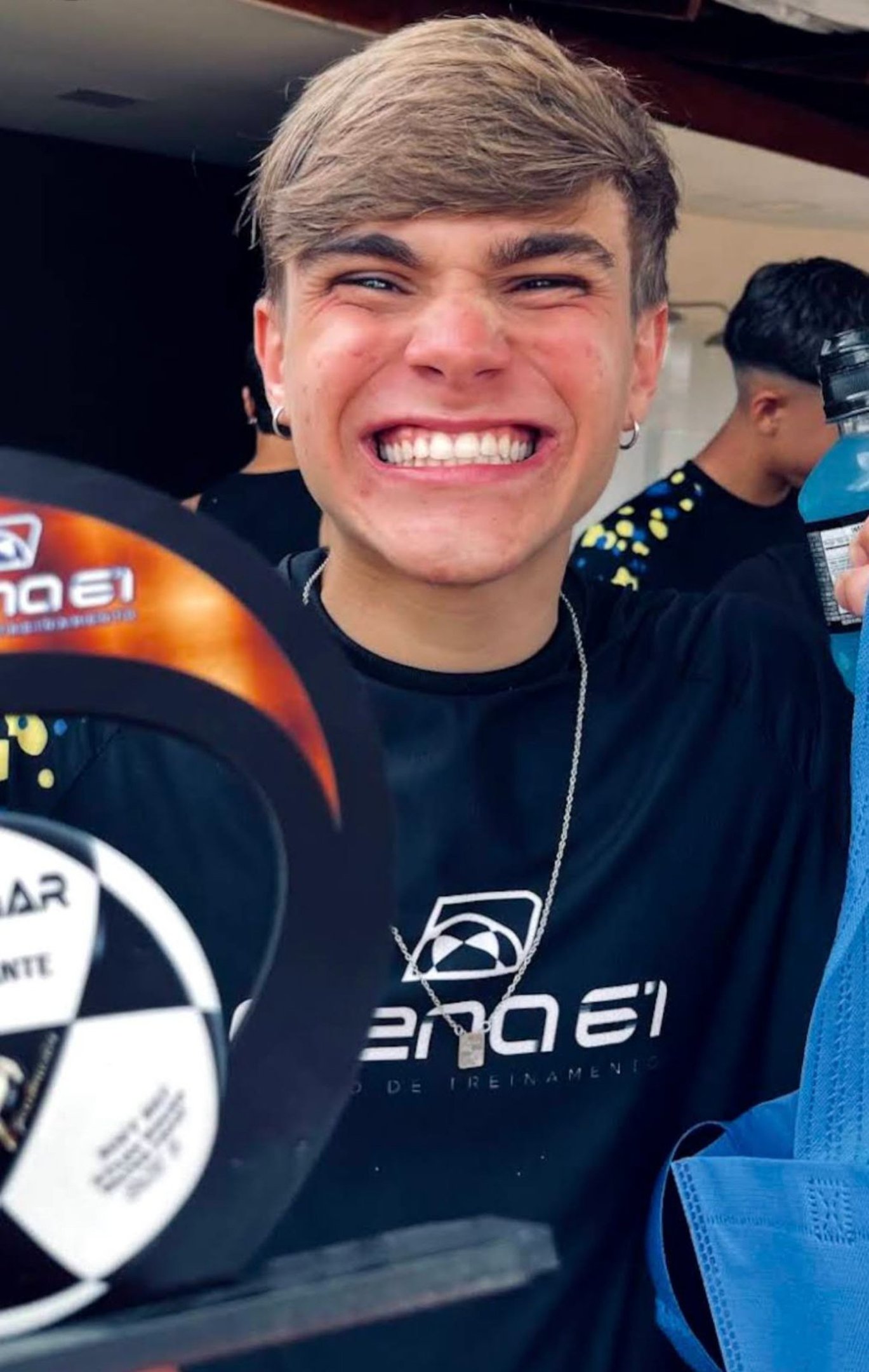 Rodrigo Castanheira, jovem de 16 anos que morreu no dia 7 de fevereiro ap&oacute;s complica&ccedil;&otilde;es na UTI