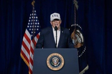 Eles determinarão se Trump governará com um Congresso cooperativo ou se enfrentará uma maioria democrata com poderes para bloquear projetos de leis e abrir invetigações - (crédito: AFP) Eles determinarão se Trump governará com um Congresso cooperativo ou se enfrentará uma maioria democrata com poderes para bloquear projetos de leis e abrir invetigações - (crédito: AFP)