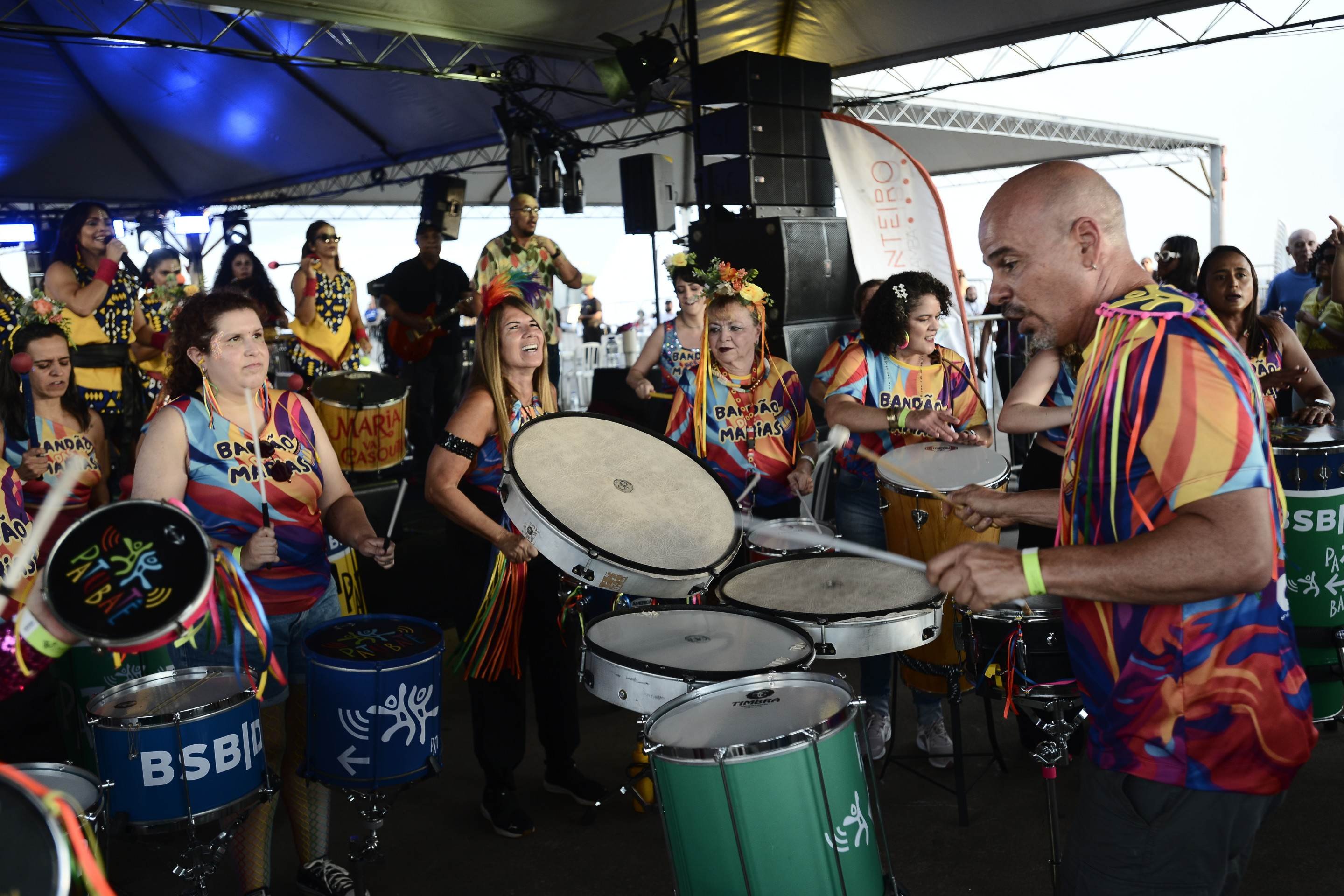  28/02/2026. Cr&eacute;dito: Minervino J&uacute;nior/CB/D.A Press. Brasil.  Brasilia - DF. Ressaca do Carnaval no Museu com a banda de percuss&atilde;o Maria vai com as outras.