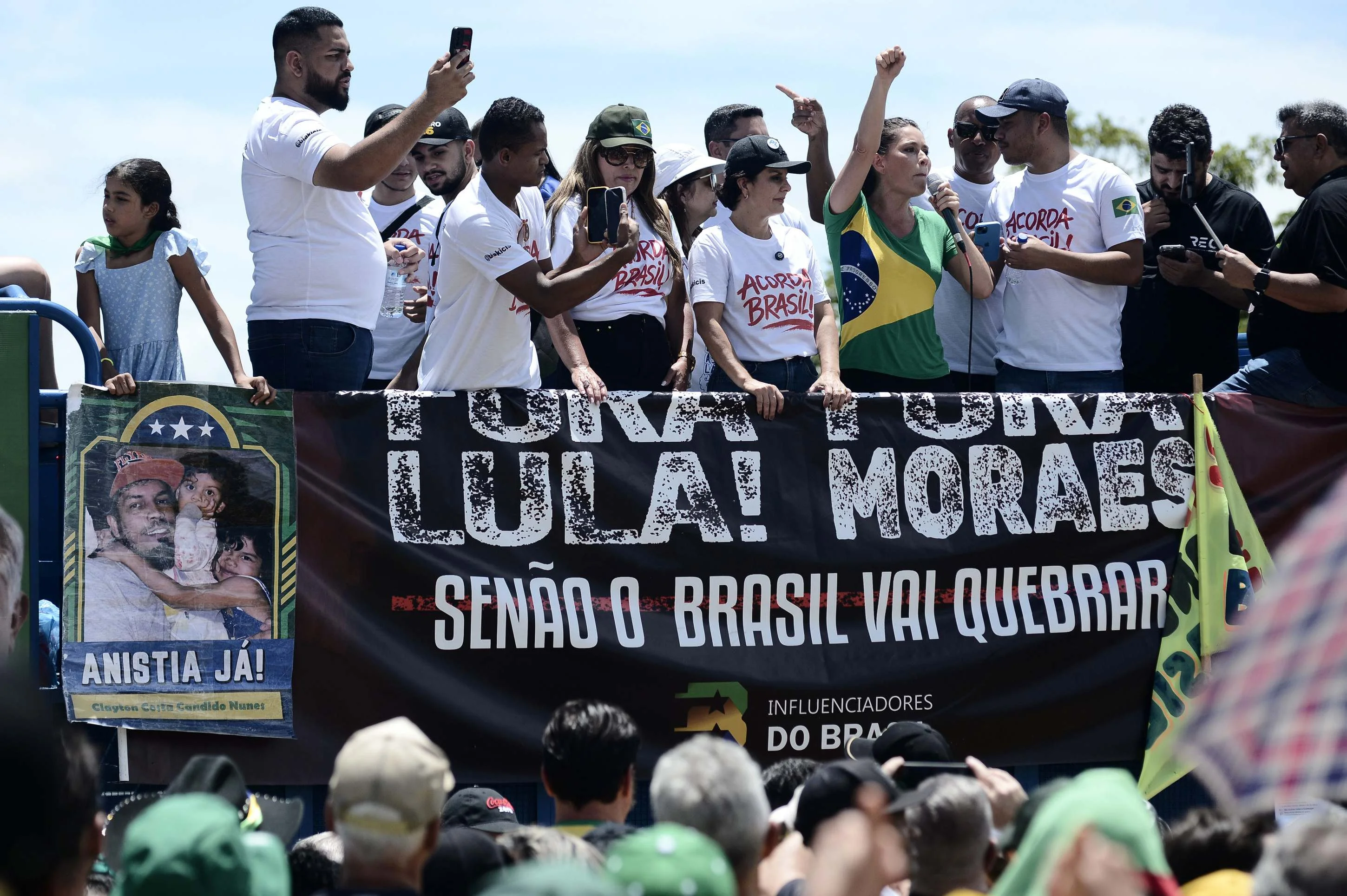 O ato contou com lideran&ccedil;as pol&iacute;ticas alinhadas ao ex-presidente Jair Bolsonaro  