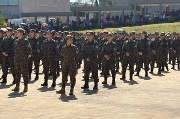 As mulheres incorporadas passam pelas mesmas capacitações destinadas aos homens na formação básica - (crédito: Raphaela Peixoto/CB/D.A Press) As mulheres incorporadas passam pelas mesmas capacitações destinadas aos homens na formação básica - (crédito: Raphaela Peixoto/CB/D.A Press)