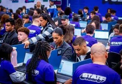 Centro de Integração Empresa-Escola (Ciee) comemora os 62 anos com 14 mil oportunidades
 -  (crédito: Divulgação/Ciee)