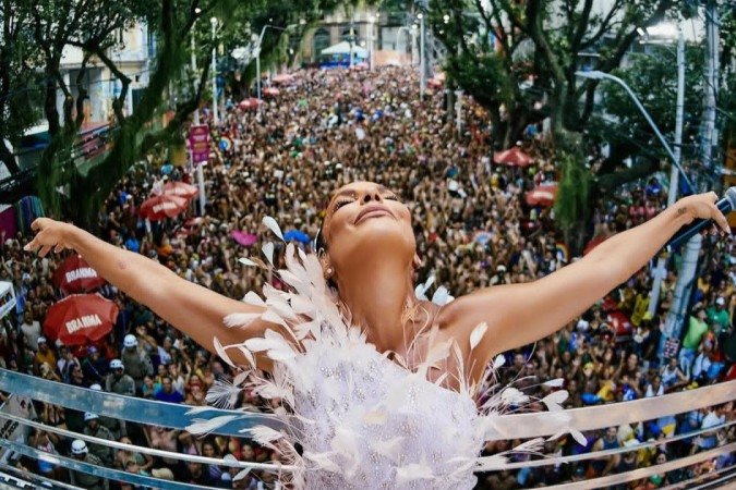 Ivete é uma das cantoras brasileiras mais requisitadas para animar o carnaval de rua e, neste ano, cumpriu uma agenda recheada de shows e apresentações - (crédito: Reprodução Instagram ) Ivete é uma das cantoras brasileiras mais requisitadas para animar o carnaval de rua e, neste ano, cumpriu uma agenda recheada de shows e apresentações - (crédito: Reprodução Instagram )