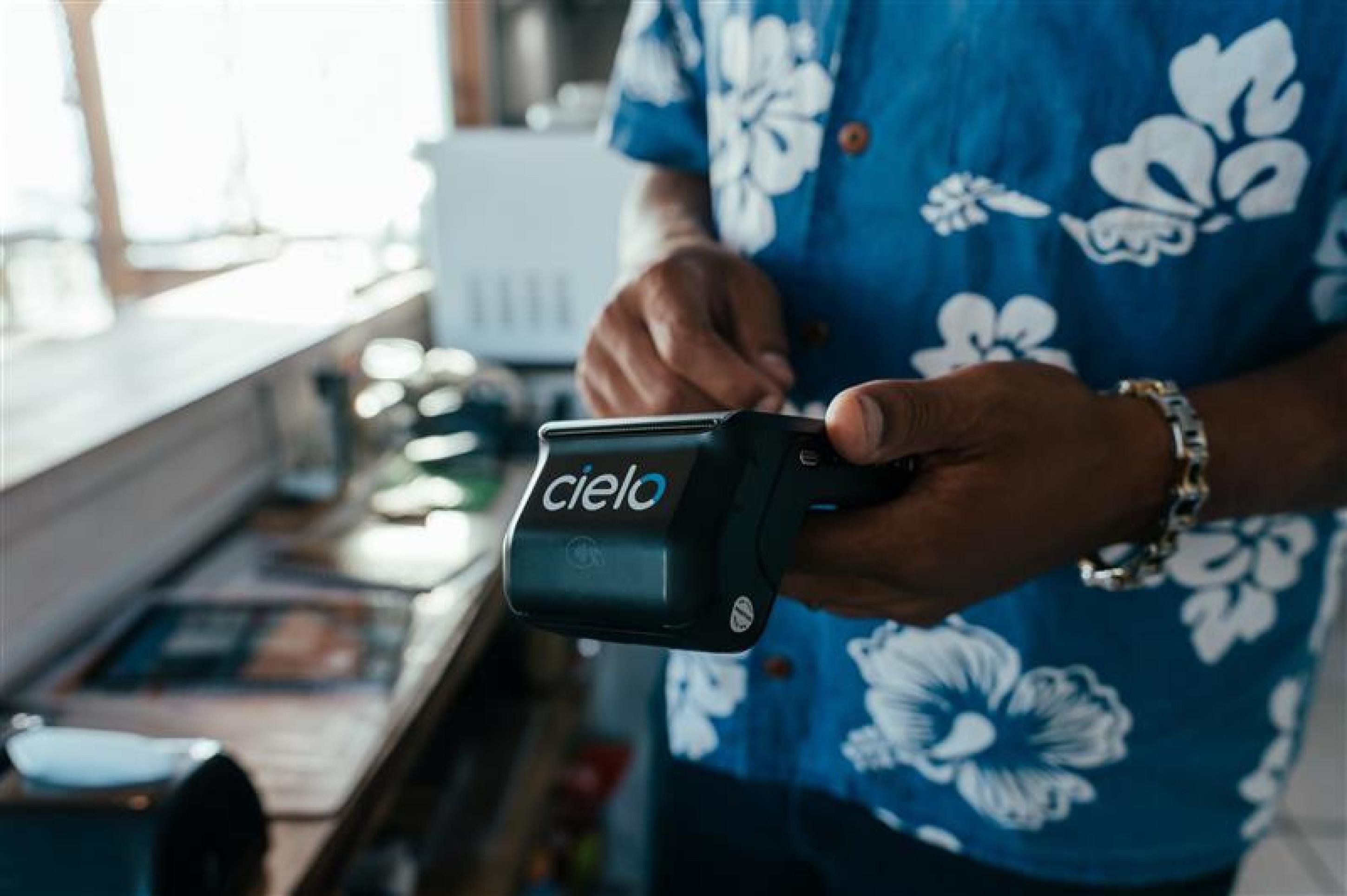 Nova tecnologia busca evitar quedas no sinal nas maquininhas