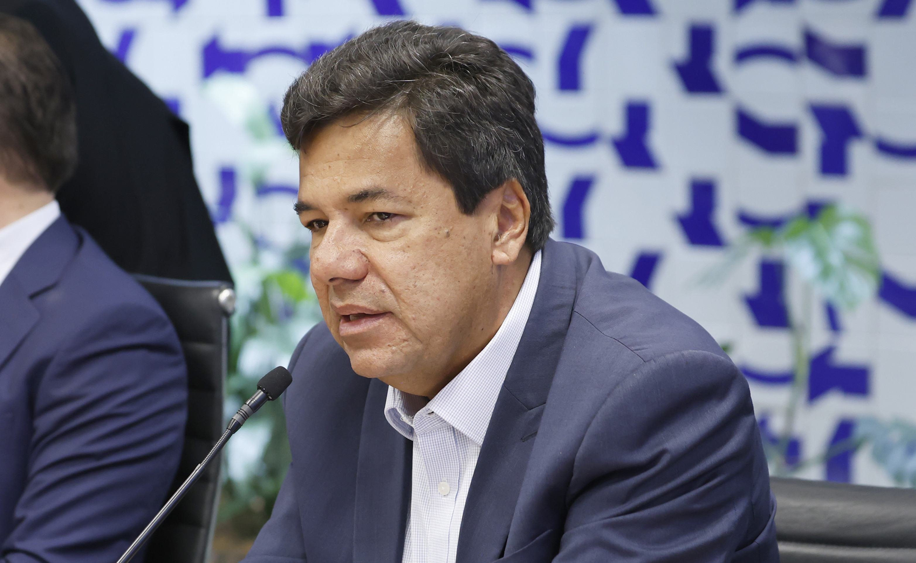 PEC inclui plebiscito sobre reduzir maioridade penal