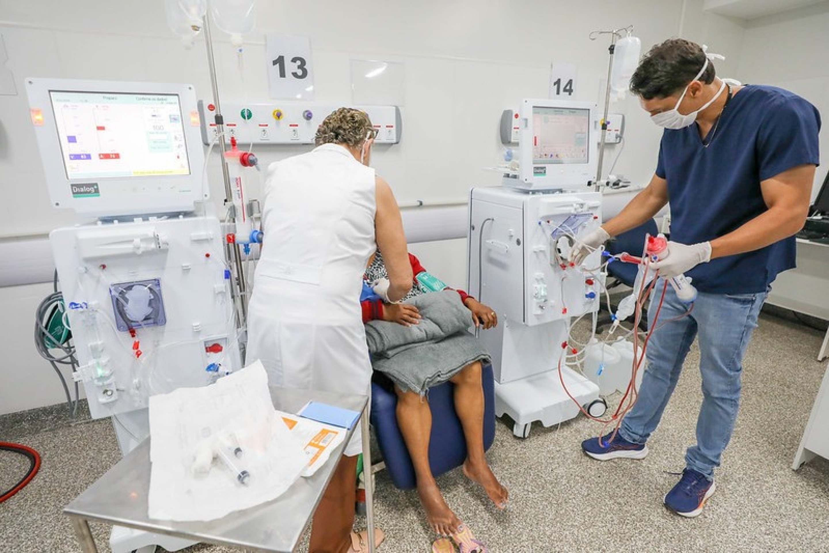Rede de saúde pública amplia serviço de hemodiálise no DF
