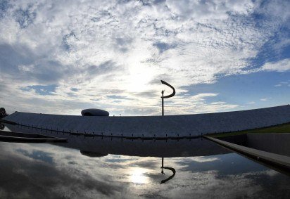 O dia deve ser típico para esta época do ano no DF: manhã com temperaturas mais agradáveis, tarde mais quente e chance pequena de chuva isolada -  (crédito: Ed Alves/CB) -O dia deve ser típico para esta época do ano no DF: manhã com temperaturas mais agradáveis, tarde mais quente e chance pequena de chuva isolada -  (crédito: Ed Alves/CB)