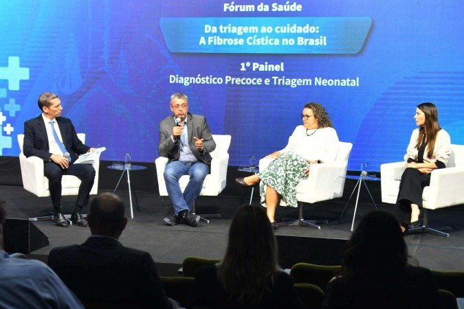 Com mediação do jornalista Carlos Alexandre de Souza, especialistas de diferentes regiões do Brasil participaram o Fórum da Saúde - (crédito: Fotos: Ed Alves/CB/D.A Press) Com mediação do jornalista Carlos Alexandre de Souza, especialistas de diferentes regiões do Brasil participaram o Fórum da Saúde - (crédito: Fotos: Ed Alves/CB/D.A Press)
