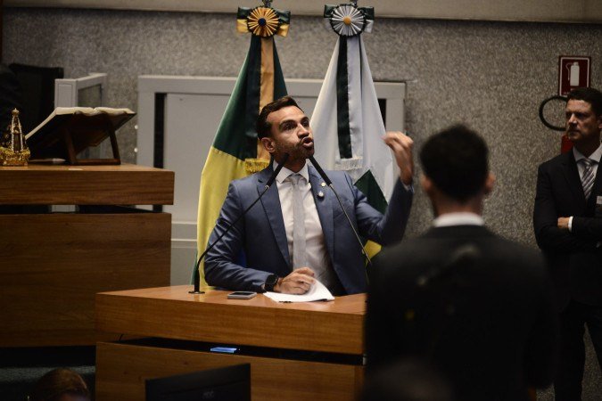  03/03/2026. Crédito: Minervino Júnior/CB/D.A Press. Brasil.  Brasilia - DF. Sessão ordinária na Câmara Legislativa para aprovação de crédito para socorro financeiro do BRB. Deputado Fábio Félix -  (crédito:  Minervino Júnior/CB/D.A Press)