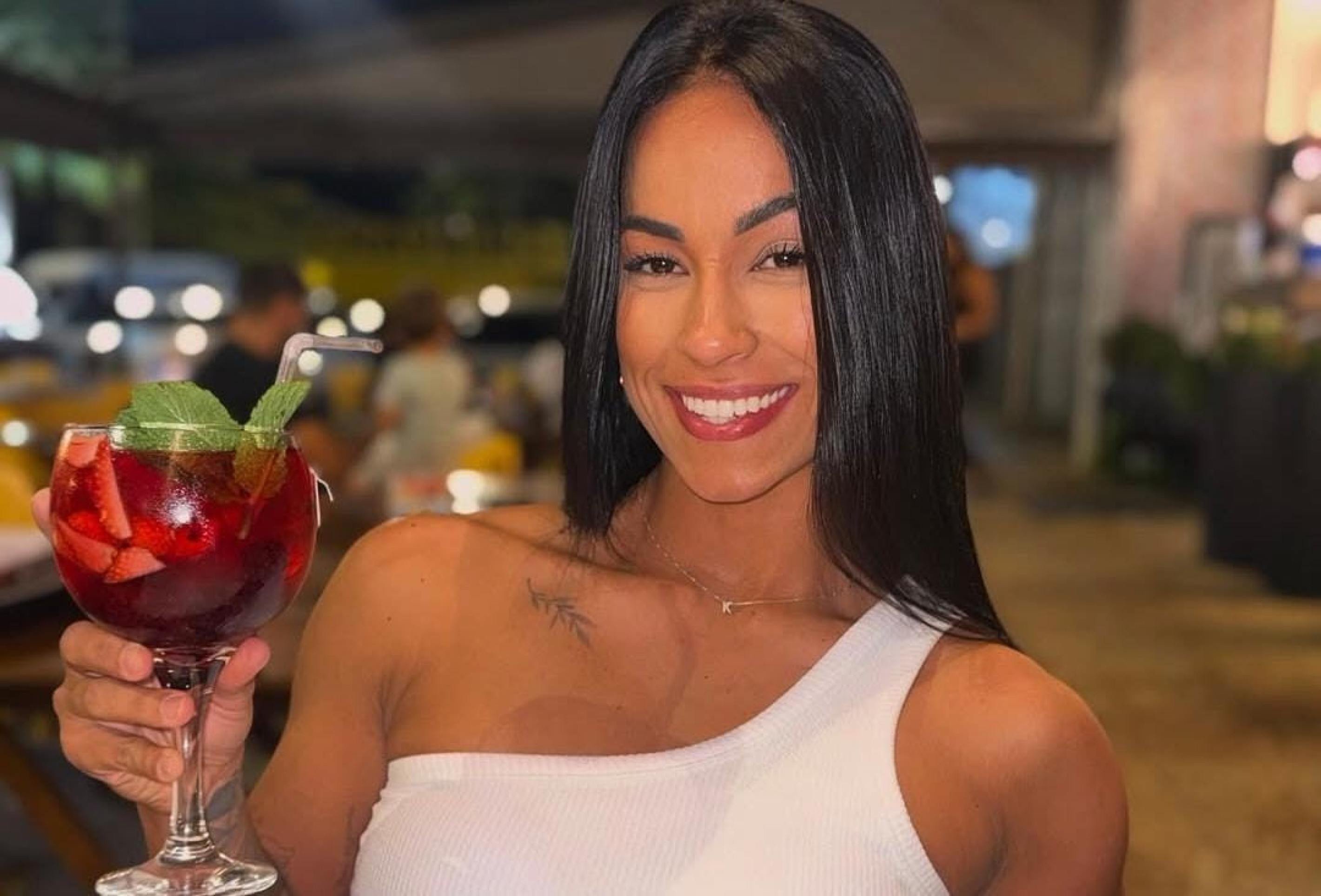 Karla Thaynnara, 25 anos, morre ap&oacute;s acidente com moto na Epia