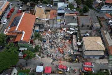Causa do desabamento ainda é apurada pelas autoridades     -  (crédito:  Leandro Couri/EM/DA. Press)