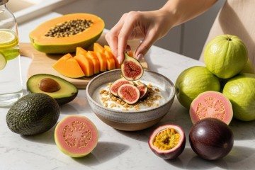Para te ajudar a fazer as melhores escolhas, preparamos uma lista com as frutas de março que são aliadas da sua dieta -  (crédito: Whisk/Google IA)
