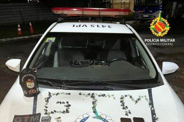 PM prende dois suspeitos por tráfico de drogas em Itapoã -  (crédito: Divulgação / PMDF)