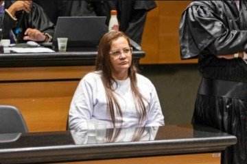 Cintia Cabral no banco dos  Réus no 3° Tribunal do Júri do Rio de Janeiro -  (crédito: Bruno Dantas/TJRJ)