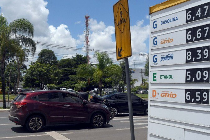 Posto no Sudoeste n&atilde;o havia aumentado valor, mas Gasolina estava em R$ 6,47 e Diesel R$ 6,59