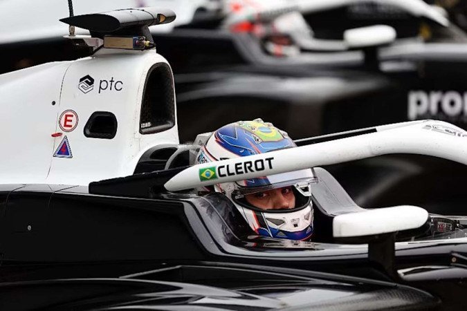 Pedro Clerot nos treinos depois da virada de chave