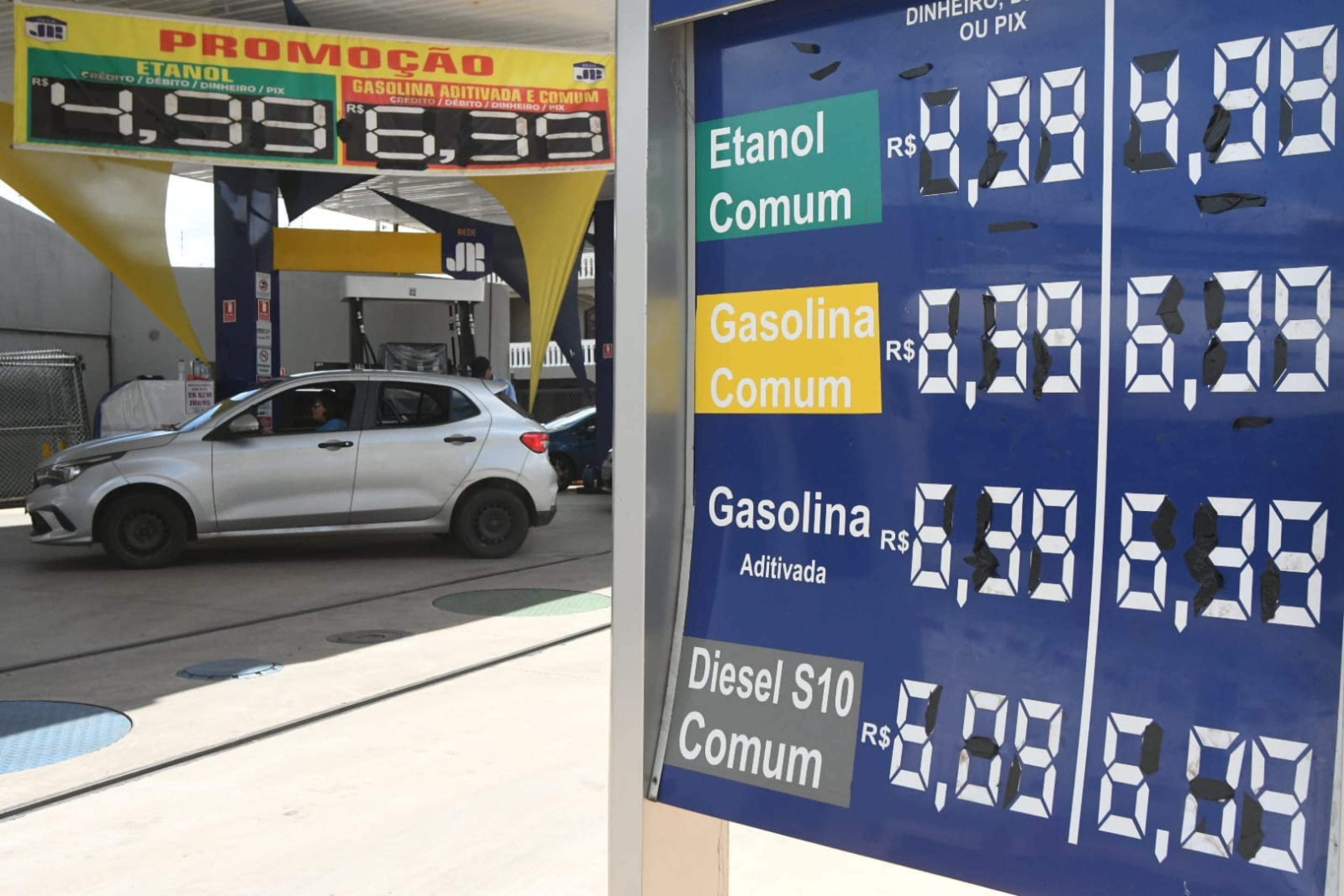 Aumentos s&atilde;o esperados enquanto o conflito no Oriente M&eacute;dio permanecer