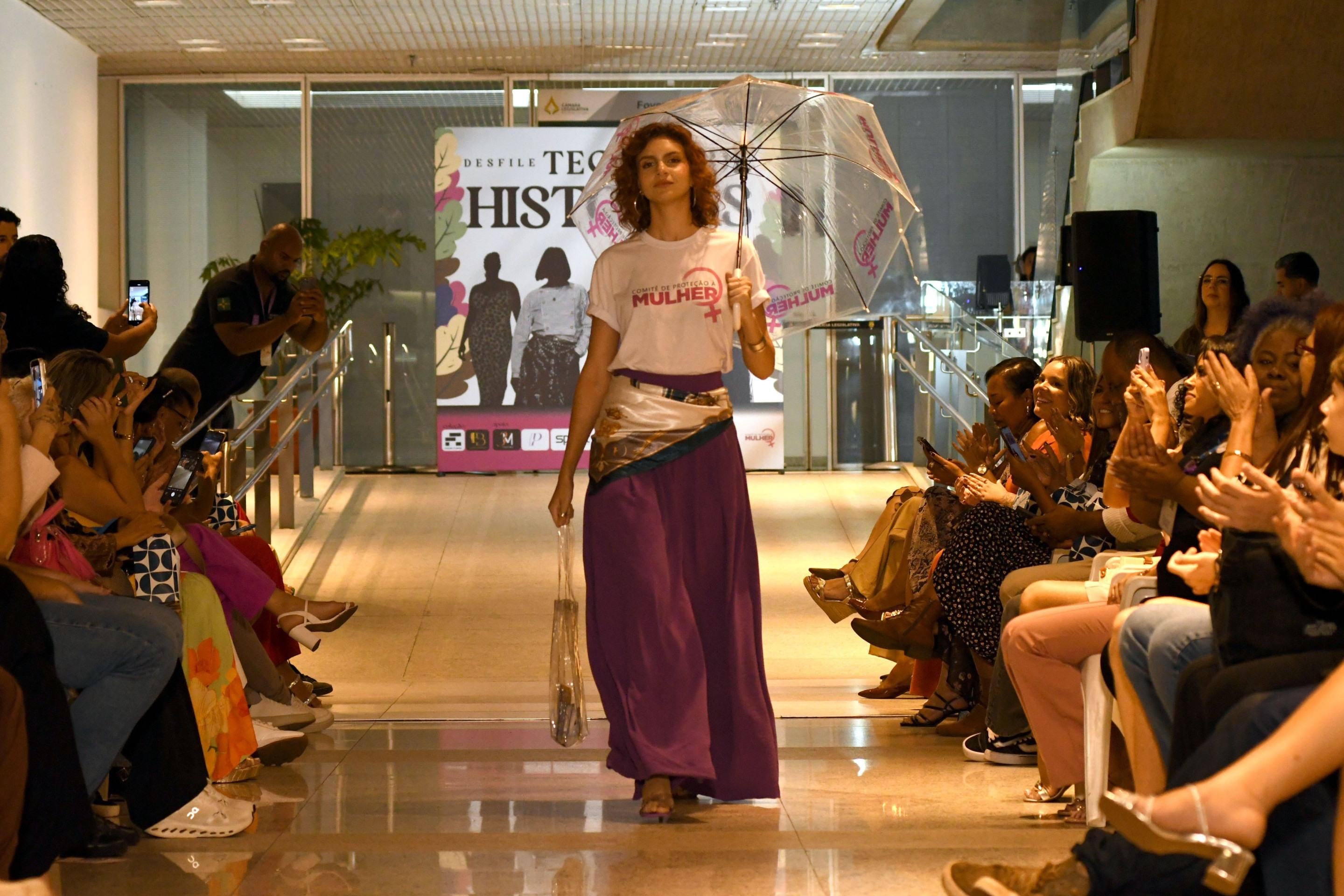  06/03/2026 Cr&eacute;dito: Marcelo Ferreira/CB/D.A Press. Brasil. Bras&iacute;lia - DF -  C&acirc;mara Legislativa do Distrito Federal, Desfile Tecidas de Hist&oacute;rias.