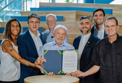  06.03.2026 - Presidente da Rep..blica, Luiz In..cio Lula da Silva, durante Visita .. Escola T..cnica Roberto Rocca, na Rodovia Rio-Santos (altura do km 392) ... Santa Cruz. Rio de Janeiro - RJ...Foto: Ricardo Stuckert / PR
     -  (crédito:  Ricardo Stuckert) - 06.03.2026 - Presidente da Rep..blica, Luiz In..cio Lula da Silva, durante Visita .. Escola T..cnica Roberto Rocca, na Rodovia Rio-Santos (altura do km 392) ... Santa Cruz. Rio de Janeiro - RJ...Foto: Ricardo Stuckert / PR
     -  (crédito:  Ricardo Stuckert)