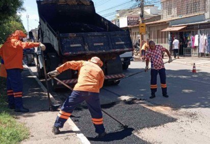 Cerca de 25 toneladas de massa asfáltica formam aplicadas em vias de Ceilândia -  (crédito: Material cedido ao Correio) -Cerca de 25 toneladas de massa asfáltica formam aplicadas em vias de Ceilândia -  (crédito: Material cedido ao Correio)