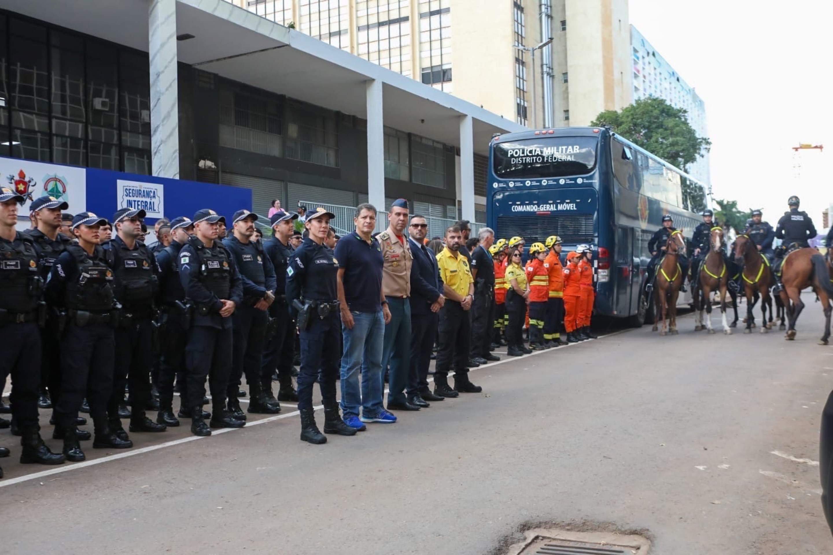 Ibaneis celebra queda de homicídios no DF em fevereiro; o menor desde 1977