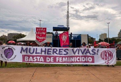 Mulheres marcharam por respeito no 8 de março em Brasília -  (crédito: Alicia Bernardes) -Mulheres marcharam por respeito no 8 de março em Brasília -  (crédito: Alicia Bernardes)