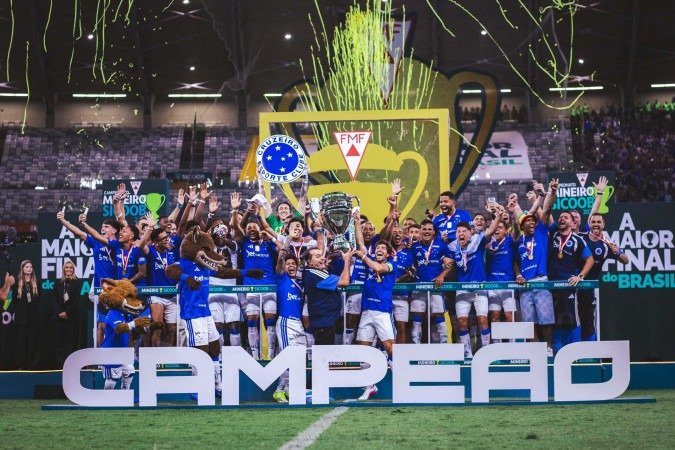 O Cruzeiro saiu da fila de seis anos, impediu o hepta do Atlético e deu a primeira taça a Pedro Lourenço
