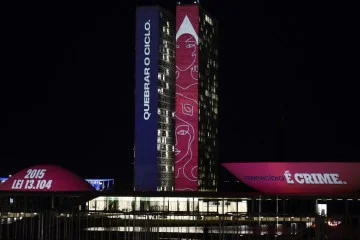  09/03/2026. Crédito: Minervino Júnior/CB/D.A Press. Brasil.  Brasilia - DF. Projeção no Congresso Nacional. Brasil contra o Feminicídio -  (crédito:  Minervino Júnior/CB)