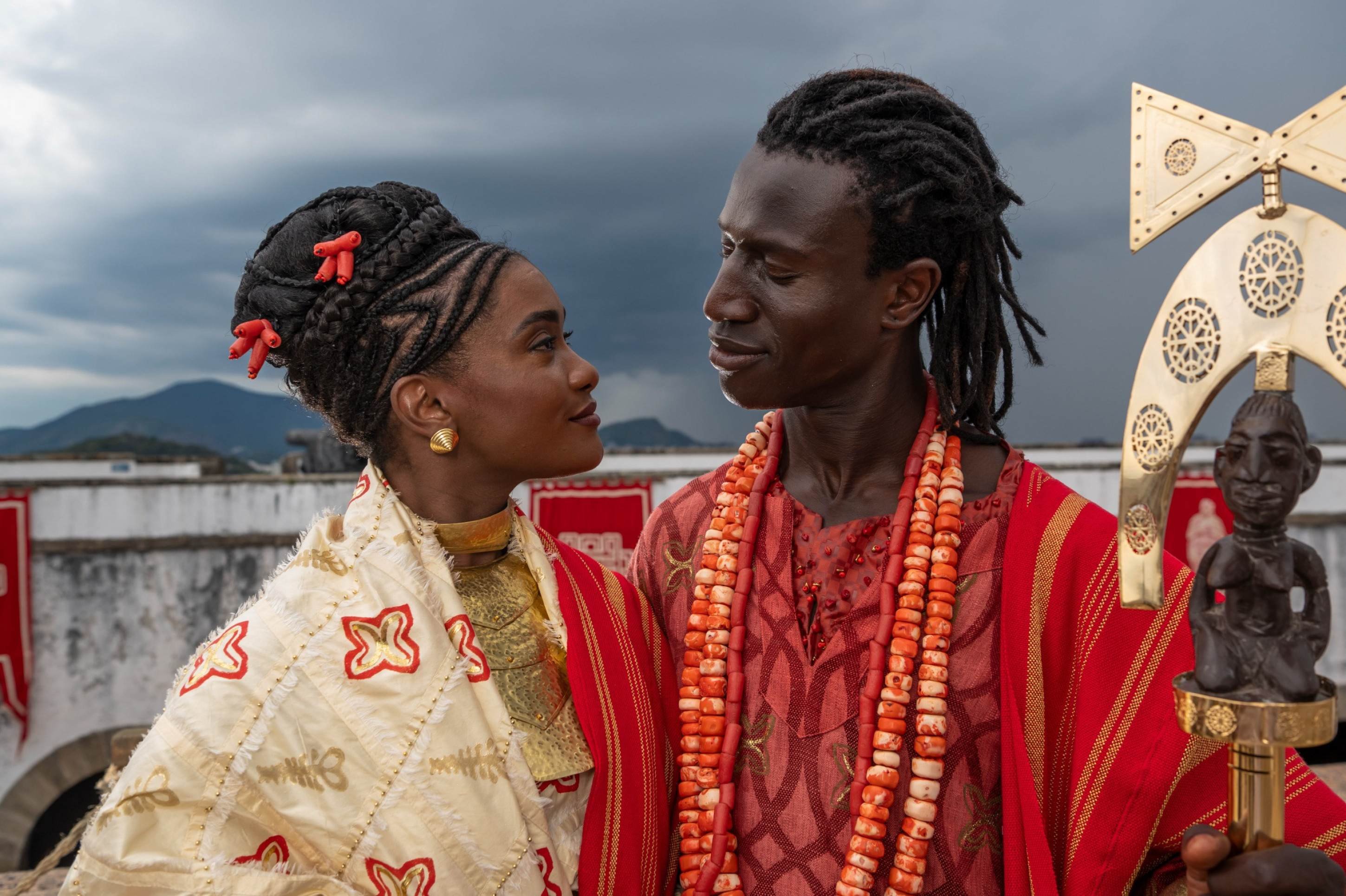 Niara &eacute; uma rainha africana em A nobreza do amor