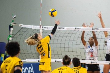 O Brasília Vôlei vem de duas vitórias, ambas insuficientes para manter a equipe na disputa pelo acesso aos playoffs -  (crédito:  Rogério Guerreiro)