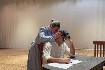 História de Chico Xavier é narrada em musical O anjo das escritas iluminadas -  (crédito: Diretoria de Arte e Cultura da Comunhão Espírita/Divulgação)